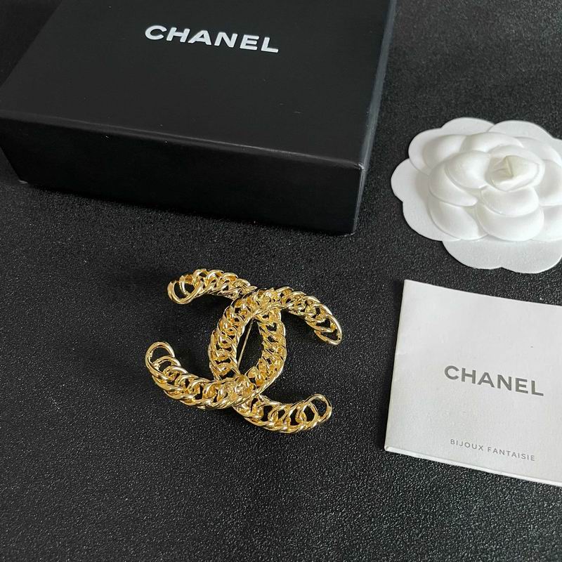 Chanel Brooch 05yxs106
